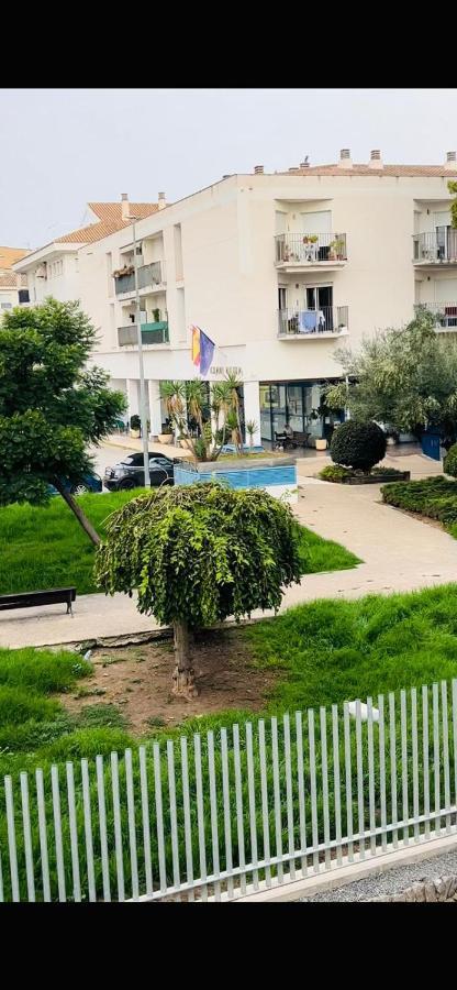 Smartnest 2 Bedroom Apartment In Altea Centrally Located Near Beach Екстериор снимка